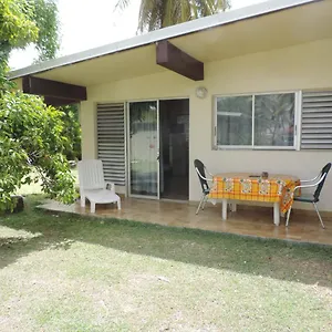 alizes-bungalows.comcaribbean.com/